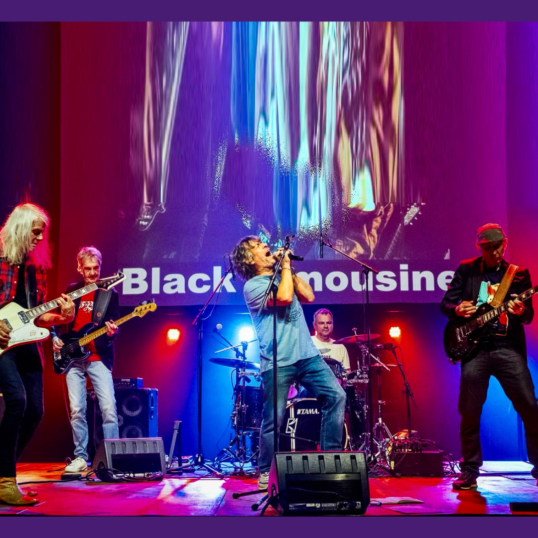 Black Limousine april 2026